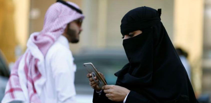 Saudijska Arabija ukida zabranu vožnje automobila ženama