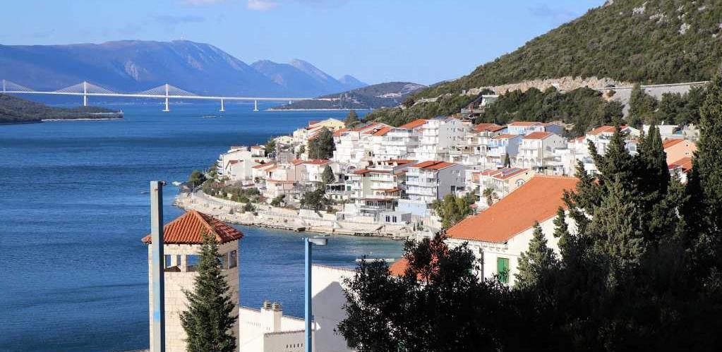 Neum